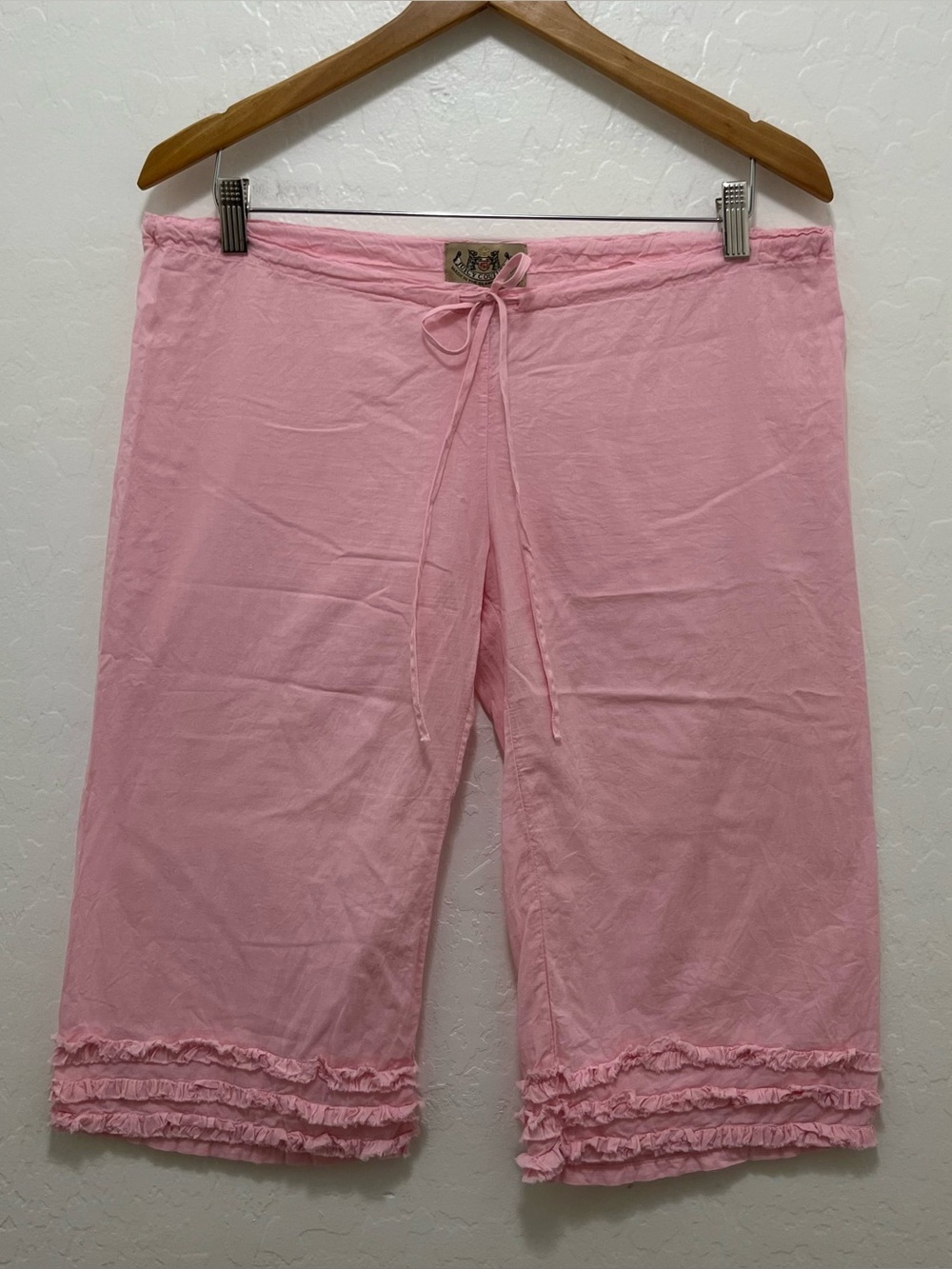 Vtg RARE Juicy Couture Pink Ruffle Capris Coquette Bloomer Pants Y2K Size M